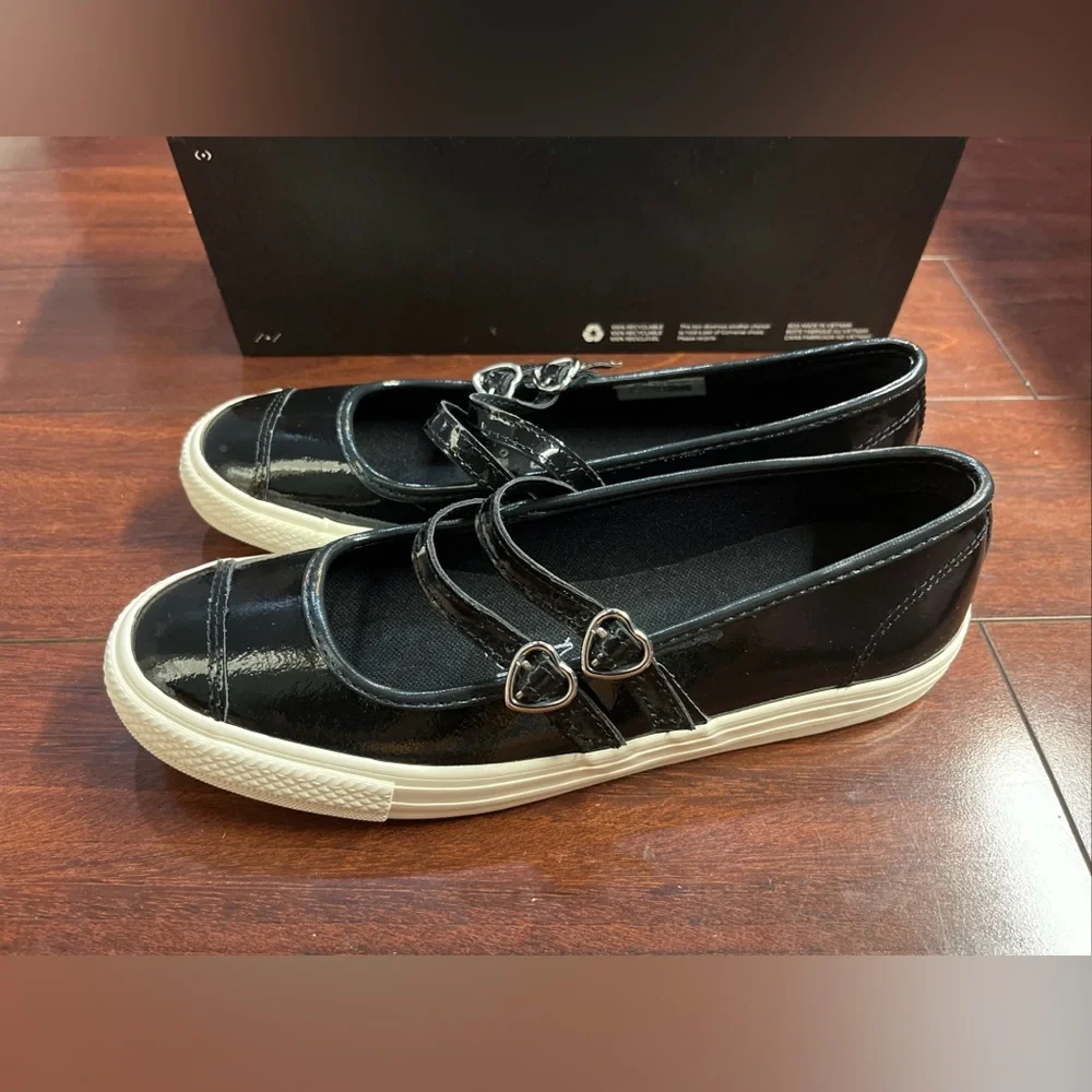 Women 7.5 Converse Dainty Mary Jane Slip Black Patent Leather Valentines Day New - Picture 7 of 16